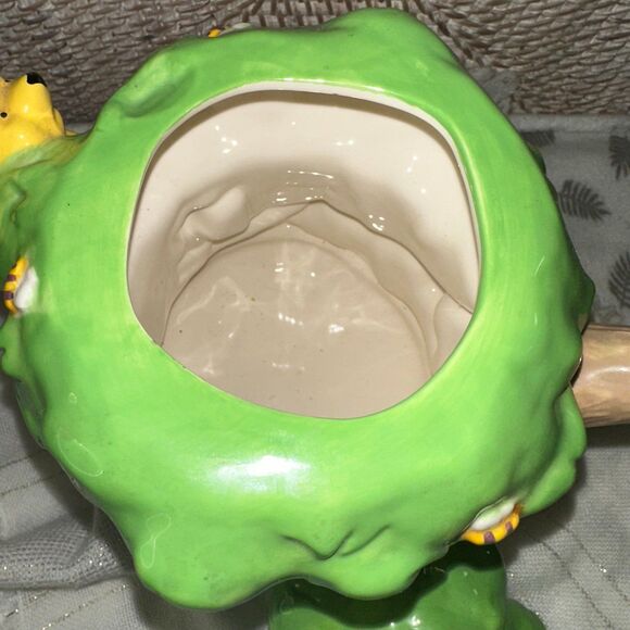 Disney Winnie the Pooh Ceramic Tree House Tea Pot - Picture 8 of 8